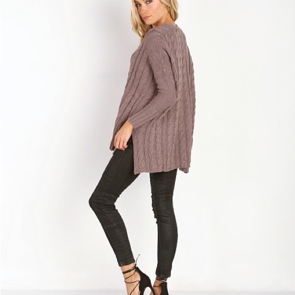 Free People easy cable knit sweater in mushroom - Picture 4 of 5